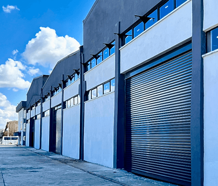 OSB Fabrika cephe ve iç mekân yenileme - İleri Mimarlık
